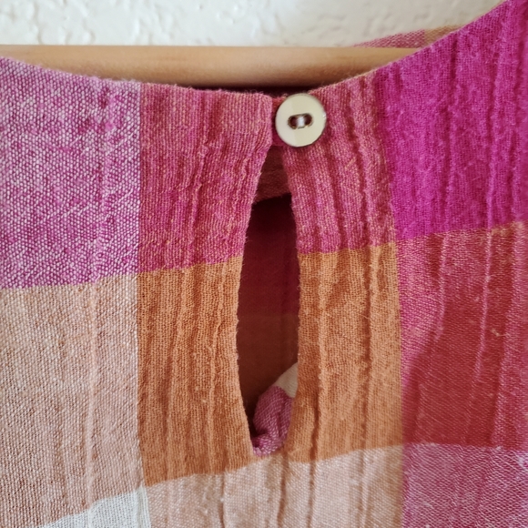 Sold Isabella Sinclair pink orange square check picnic trapeze top - Picture 5 of 8